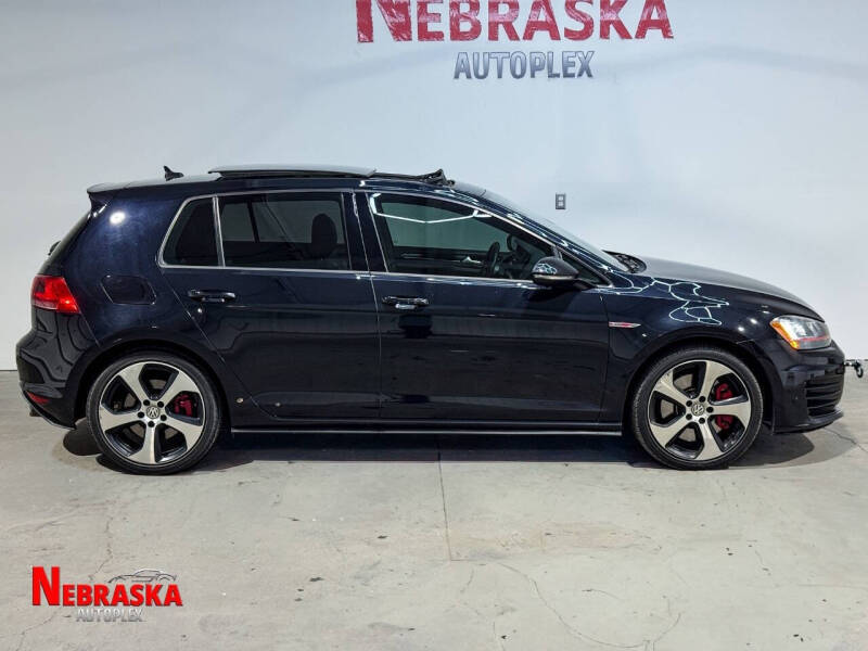 2017 Volkswagen Golf GTI SE