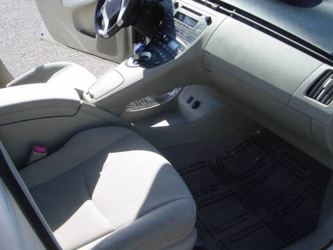 2011 Toyota Prius Two