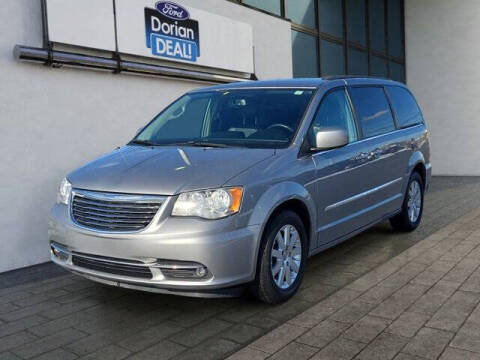 2015 Chrysler Town and Country Touring