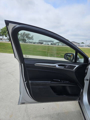 2019 Ford Fusion SEL