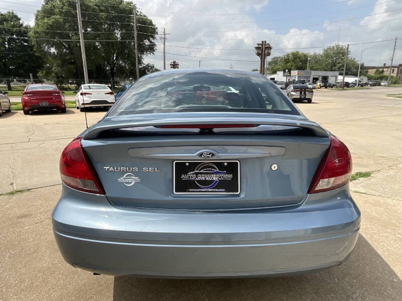 2007 Ford Taurus SEL