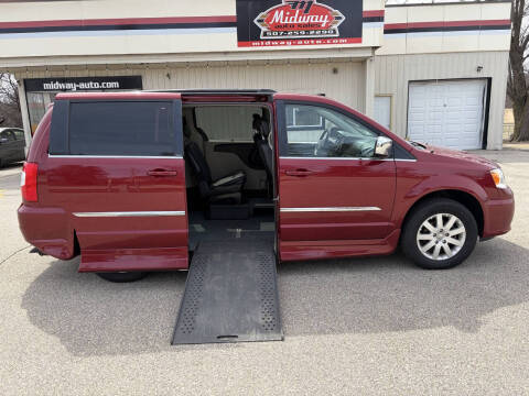 2011 Chrysler Town and Country Touring-L