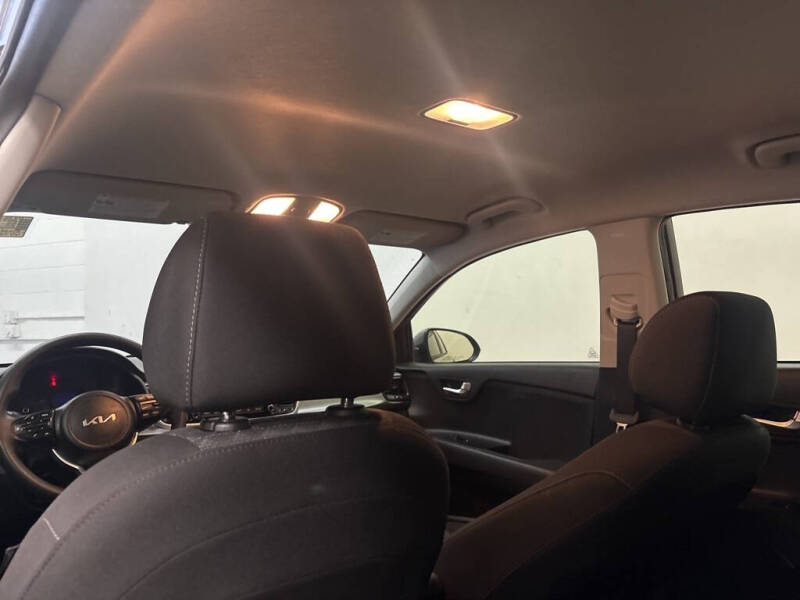 2023 Kia Rio 5-Door S