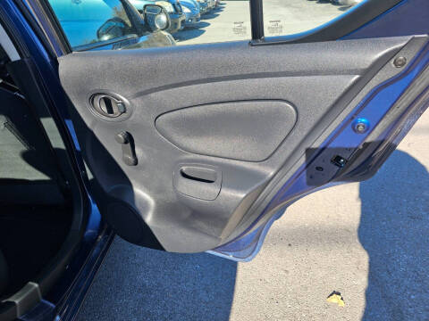 2014 Nissan Versa 1.6 S