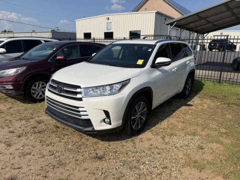 2018 Toyota Highlander SE