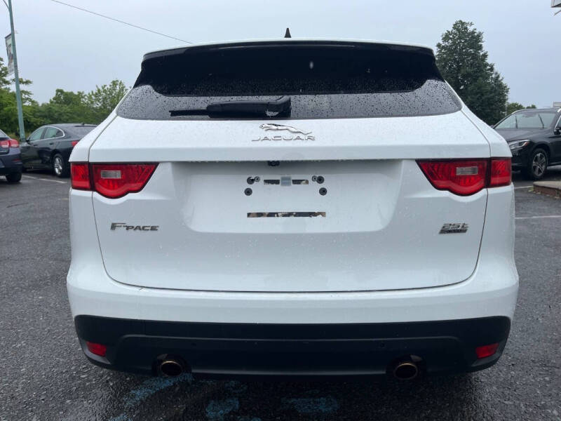 2020 Jaguar F-PACE 25t Premium