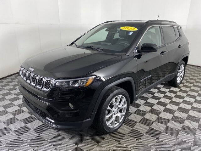 2023 Jeep Compass Latitude Lux