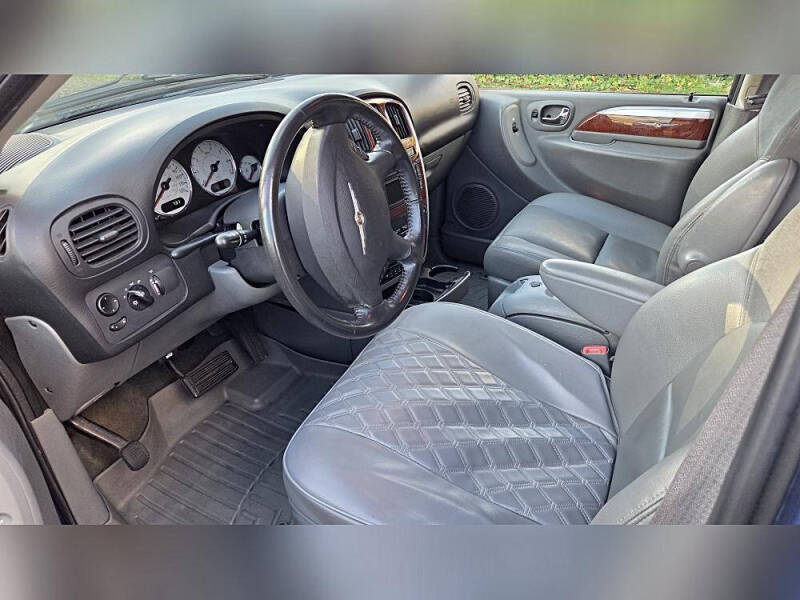 2007 Chrysler Town and Country Limited