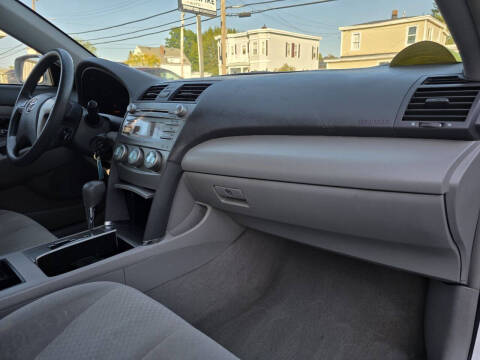 2009 Toyota Camry LE