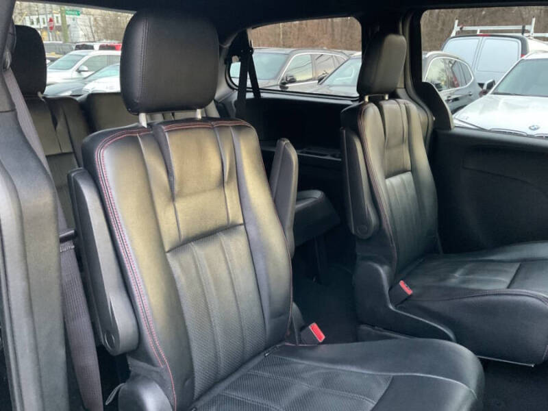 2016 Dodge Grand Caravan R/T