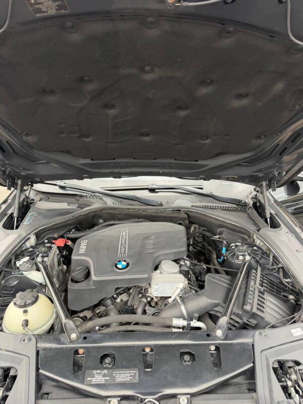 2012 BMW 5 Series 528i xDrive