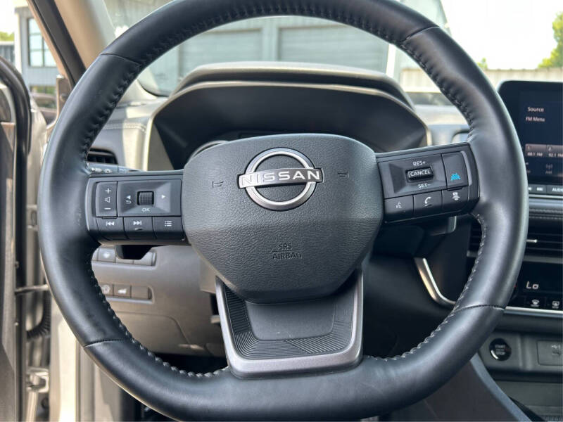 2025 Nissan Rogue SV
