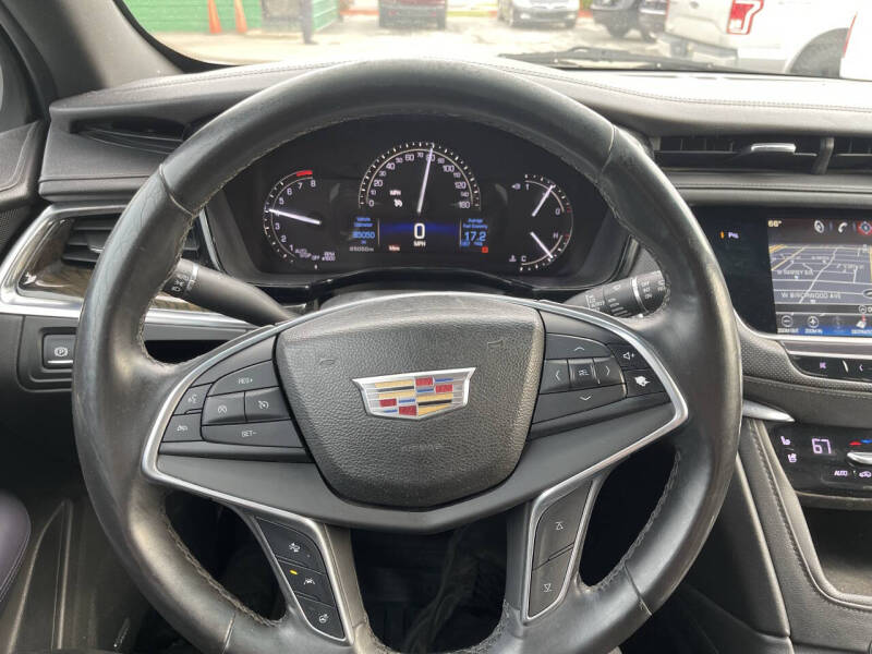 2017 Cadillac XT5 Luxury