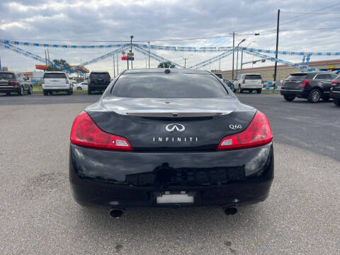 2015 Infiniti Q60 Coupe Journey