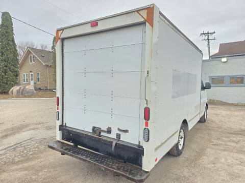 2017 GMC Savana 3500