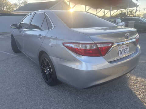 2015 Toyota Camry SE