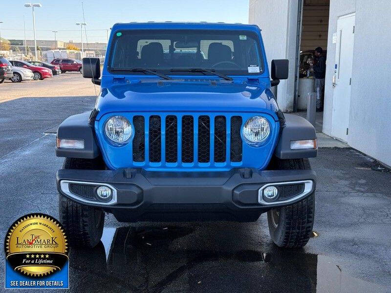 2023 Jeep Gladiator Sport