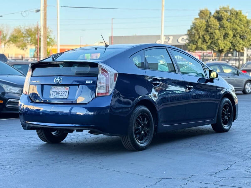 2013 Toyota Prius Two