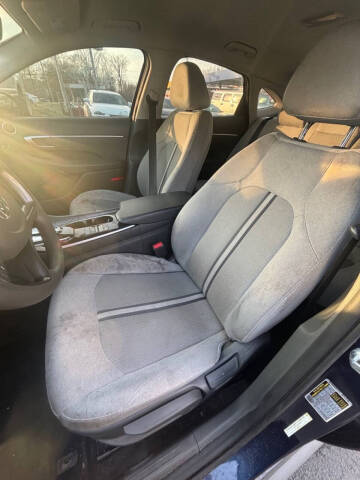 2021 Hyundai Sonata SE