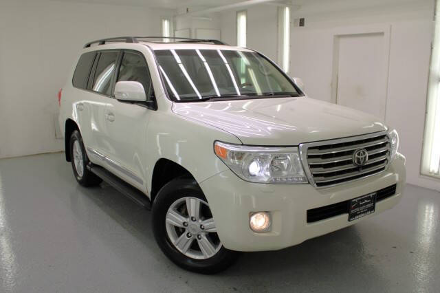 2013 Toyota Land Cruiser