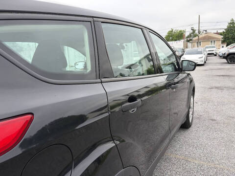 2014 Ford Escape S