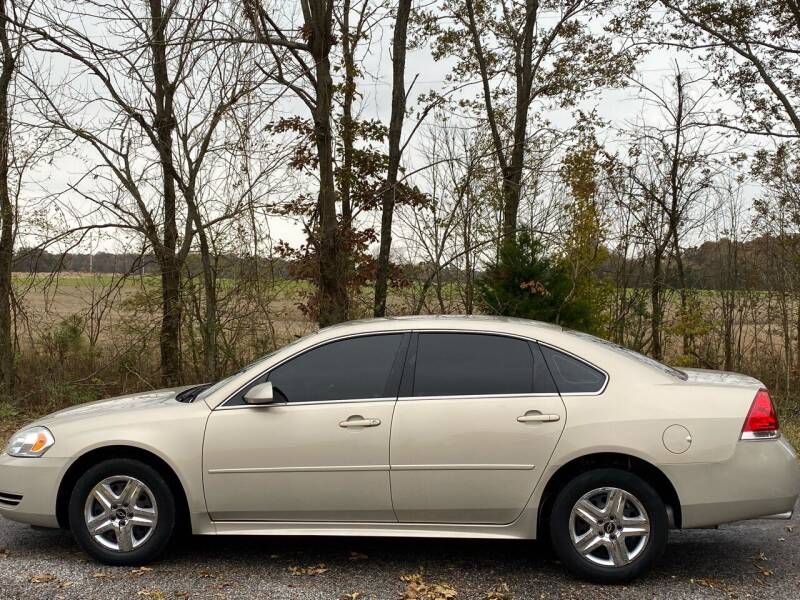 2010 Chevrolet Impala for sale at RAYBURN MOTORS in Murray KY