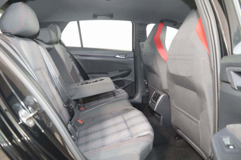 2024 Volkswagen Golf GTI S