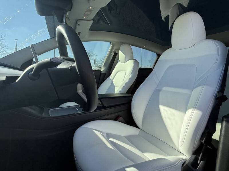 2024 Tesla Model Y Performance