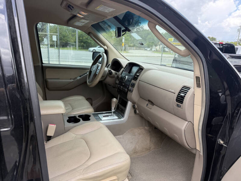 2011 Nissan Pathfinder Silver Edition