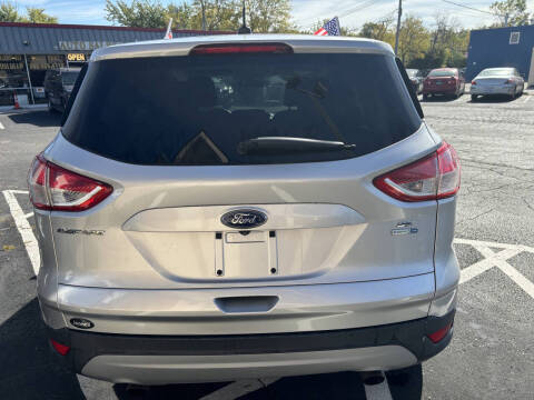 2015 Ford Escape SE