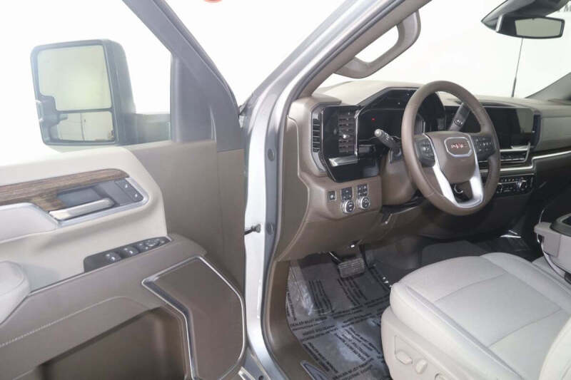 2025 GMC Sierra 2500HD