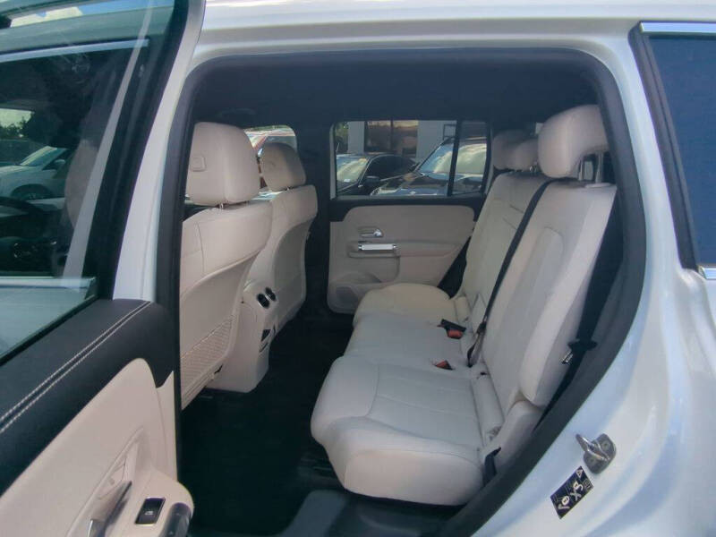 2025 Mercedes-Benz GLB GLB 250