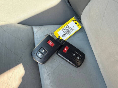 2013 Toyota Prius c Four