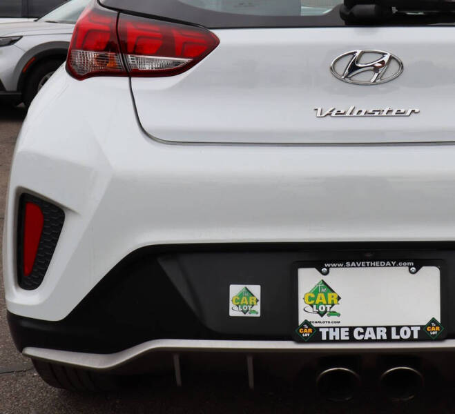 2019 Hyundai Veloster