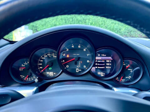 2013 Porsche 911 Carrera