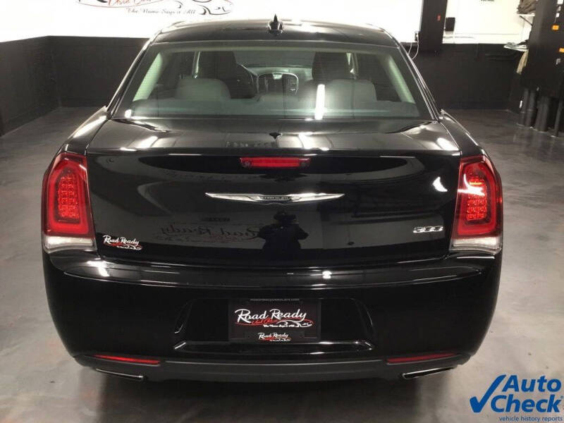 2018 Chrysler 300 Touring