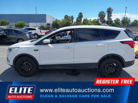 2019 Ford Escape SE