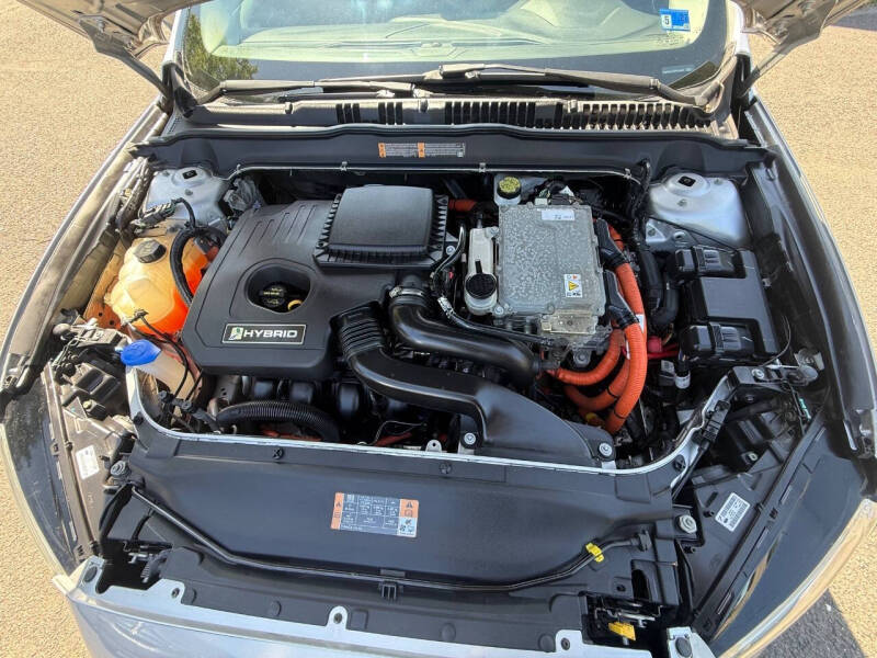 2013 Ford Fusion Hybrid SE