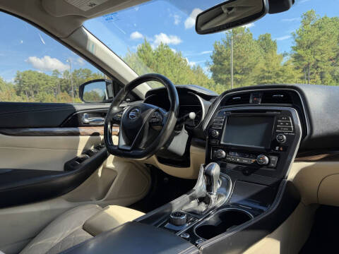 2017 Nissan Maxima Platinum
