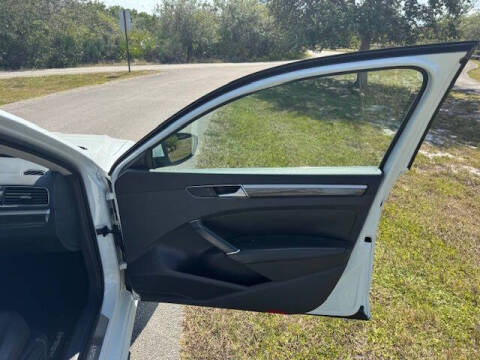 2016 Volkswagen Passat 1.8T SE