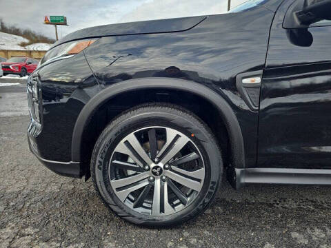 2026 Mitsubishi Outlander Sport ES