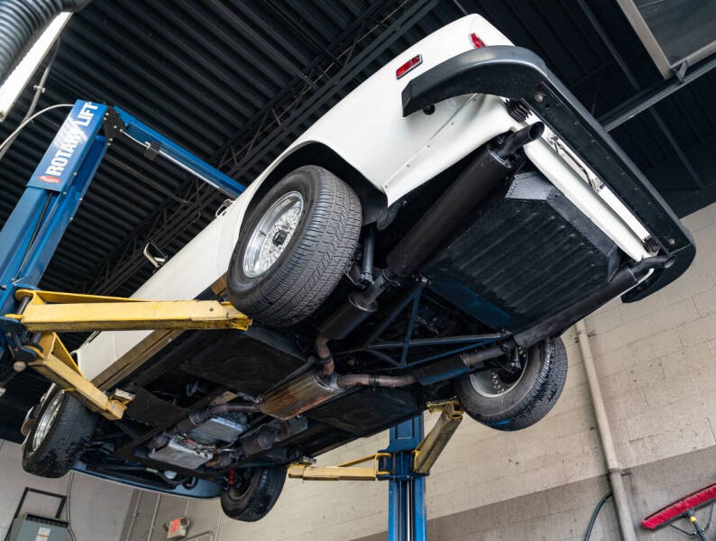 1988 Aston Martin V8