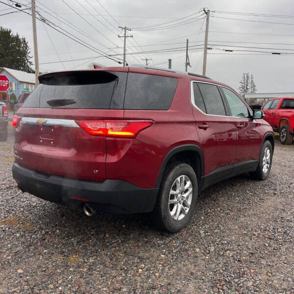 2018 Chevrolet Traverse LT Cloth