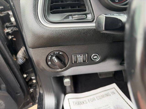 2019 Dodge Challenger SXT