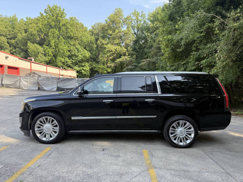 2017 Cadillac Escalade ESV Platinum