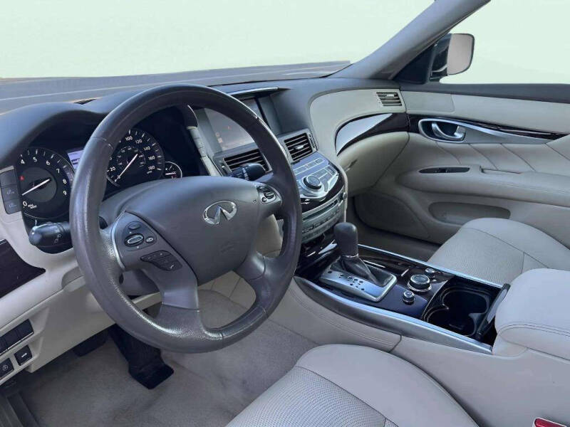 2012 Infiniti M37 x