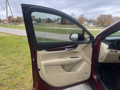 2017 Cadillac XT5 Luxury