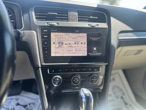 2019 Volkswagen e-Golf SEL Premium