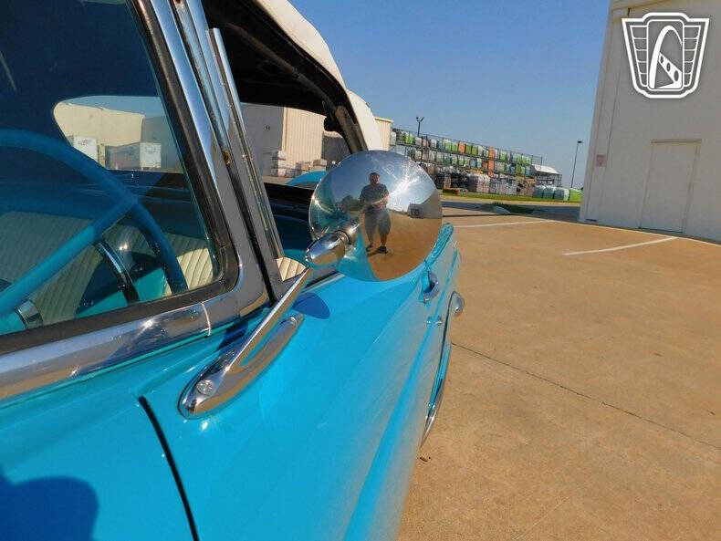 1956 Ford Thunderbird