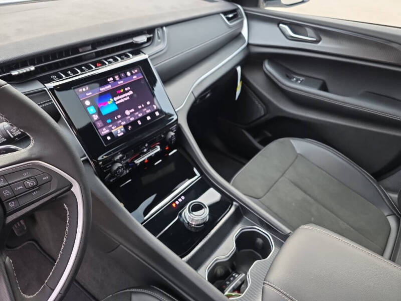 2025 Jeep Grand Cherokee L